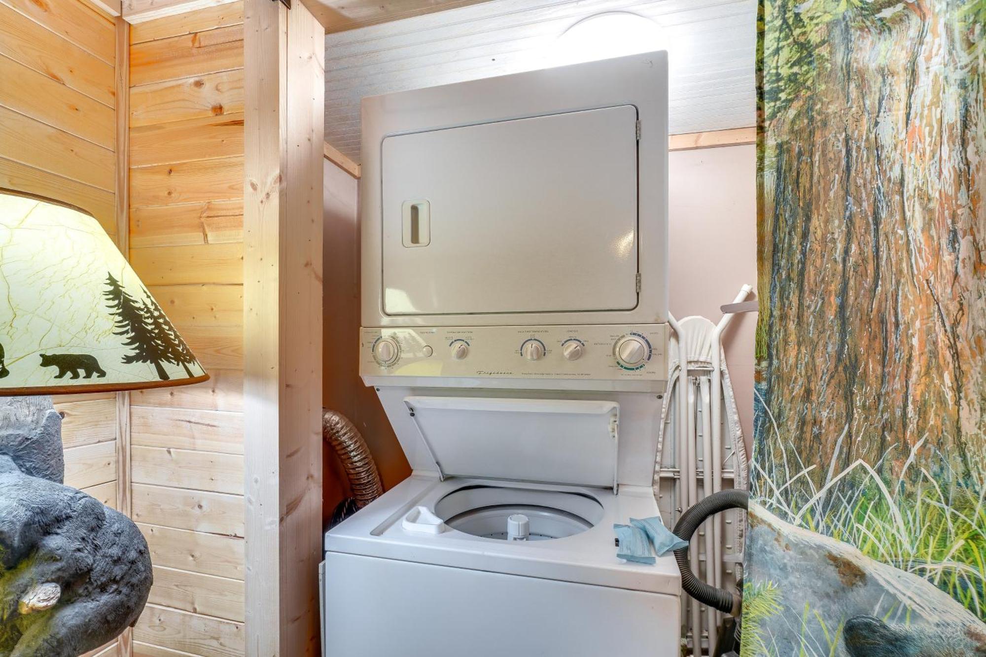 Just Fur Relaxin Sevierville Cabin With Hot Tub! ภายนอก รูปภาพ