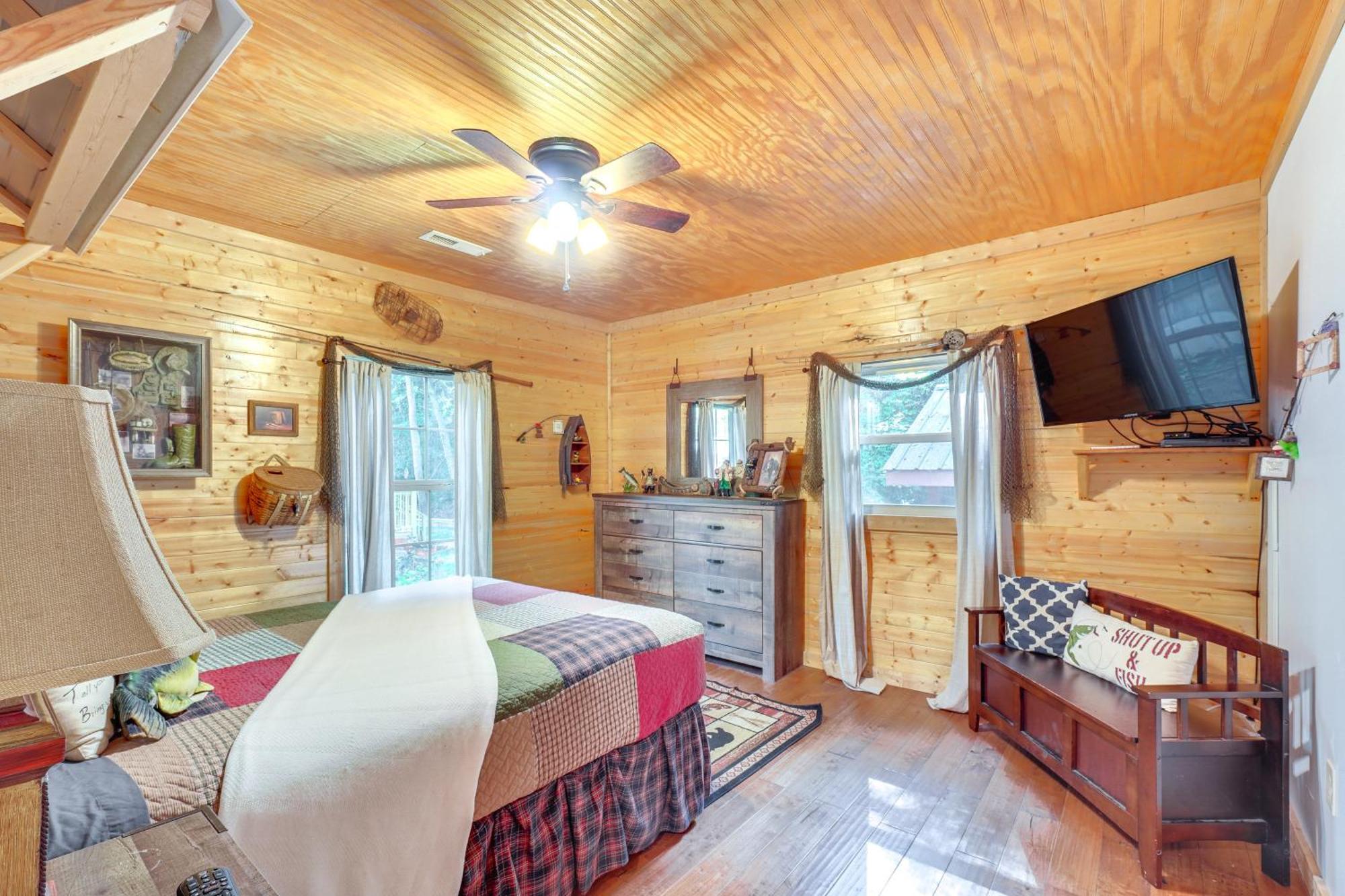 Just Fur Relaxin Sevierville Cabin With Hot Tub! ภายนอก รูปภาพ